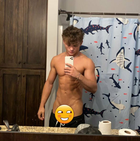 Nøgent lækket OnlyFans-billede af Taylorsfree