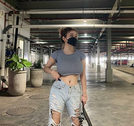 Nahá fotka uniklých OnlyFans od Anastasya Khosasih