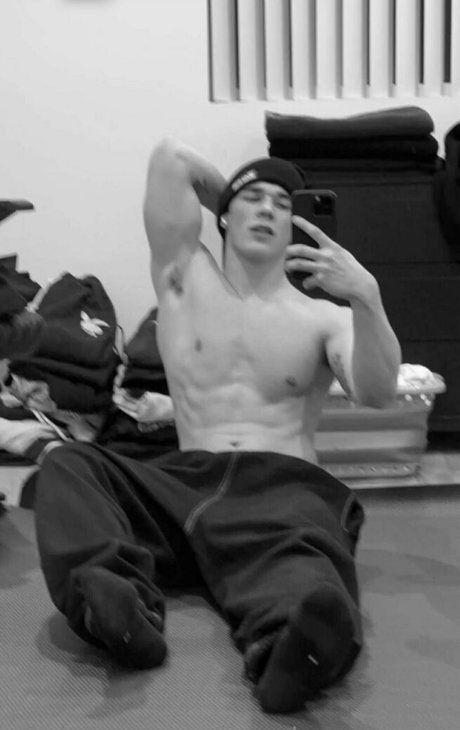 Nahá fotka uniklých OnlyFans od Brandonrowlandx