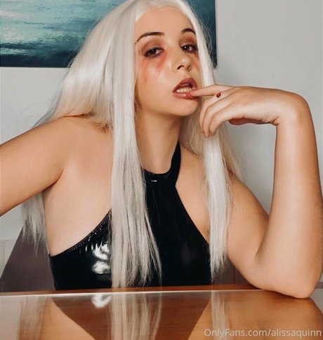 Photo nue de fuite OnlyFans de Alissaquinn