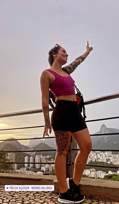 Nøgent lækket OnlyFans-billede af Fernanda Bommerich