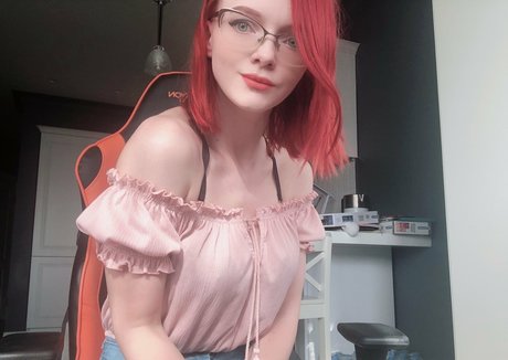 Nahá fotka uniklých OnlyFans od Eveninkfree