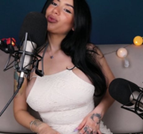 Ellie Alien