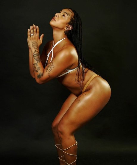 Nahá fotka uniklých OnlyFans od Linn Da Quebrada