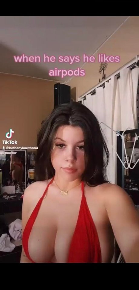 Nahá fotka uniklých OnlyFans od Bethanylouwhoo