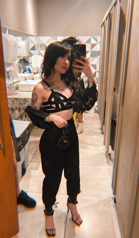 Foto di nudo di fuga di OnlyFans di Mariza Scheid