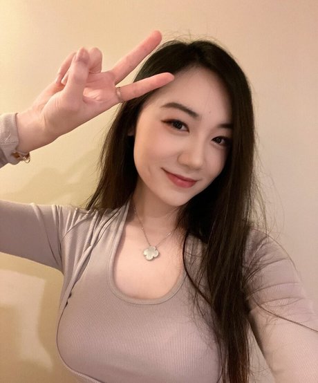 Foto di nudo di fuga di OnlyFans di Fanfan