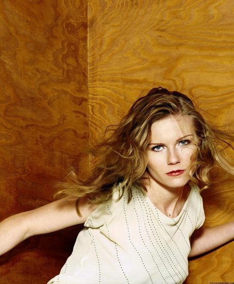 Alasti lekkinud OnlyFans-i pilt Kirsten Dunst