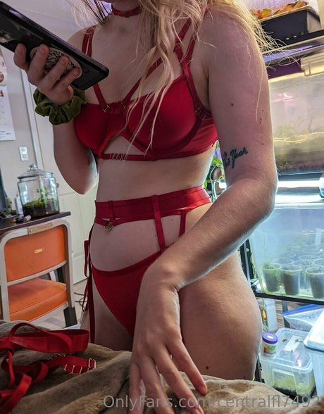 Centralfl7492 OnlyFans泄露裸照