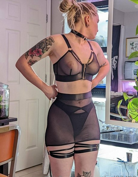 Foto di nudo di fuga di OnlyFans di Centralfl7492