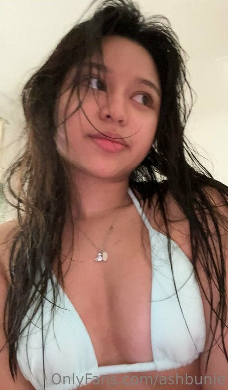 Naken lekkede OnlyFans-bilde av Ashlyne