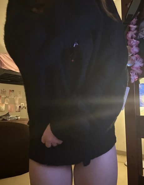 Nacktes geleaktes OnlyFans-Foto von Thqtty
