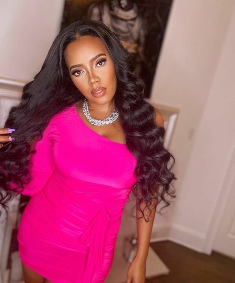 Angela Simmons