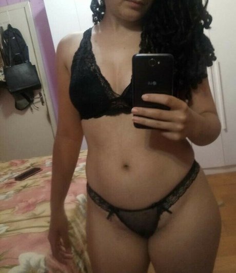Nahá fotka uniklých OnlyFans od Amiga Marmitinha
