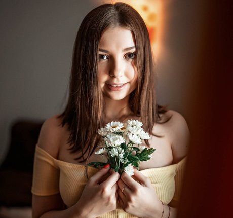 Nahá fotka uniklých OnlyFans od Aliselis