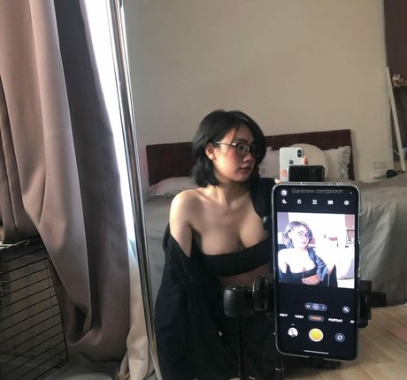Poon Wrunya