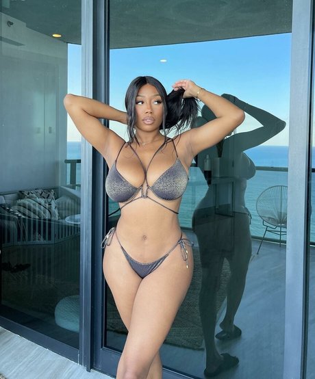 Foto nua vazada do OnlyFans de Vivi