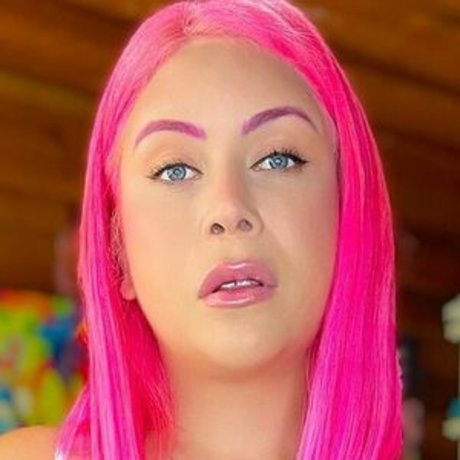 Naken lekkede OnlyFans-bilde av Mandy Candy