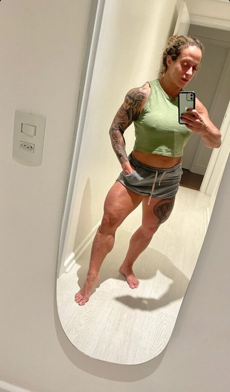 Naken lekkede OnlyFans-bilde av Vanessa Alvares