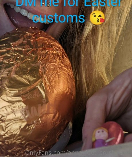 Annafeetcrushvore