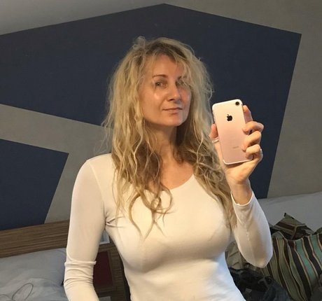 Corrinne Wicks  nude leaked OnlyFans photo