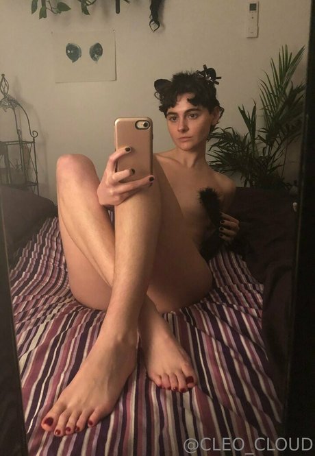 Naken lekkede OnlyFans-bilde av Kingleocloud