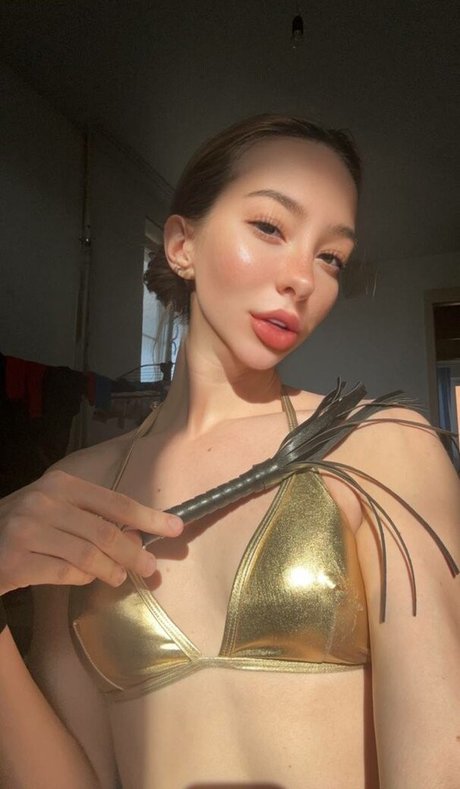 Nahá fotka uniklých OnlyFans od Holy Harlot