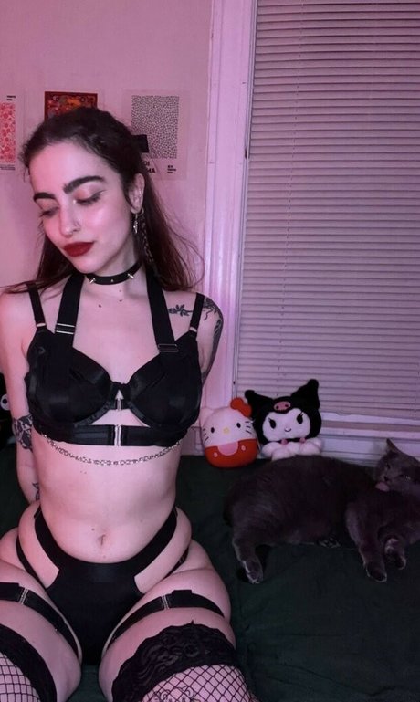 Artbitch666
