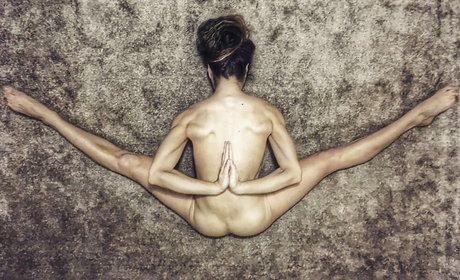 Naakte gelekte OnlyFans-foto van Tunaapari