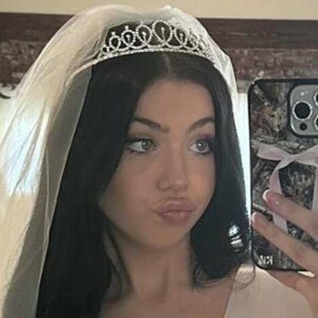 Naken lekkede OnlyFans-bilde av Imhollyday