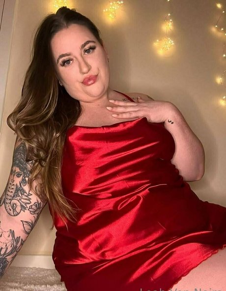Nahá fotka uniklých OnlyFans od Leahvonnoirefree