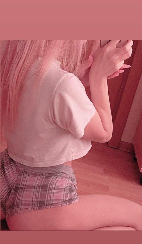 Sadbabyvikki  nude leaked OnlyFans photo