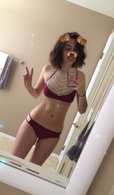 Обнаженная фотография утечки OnlyFans от Breebunn