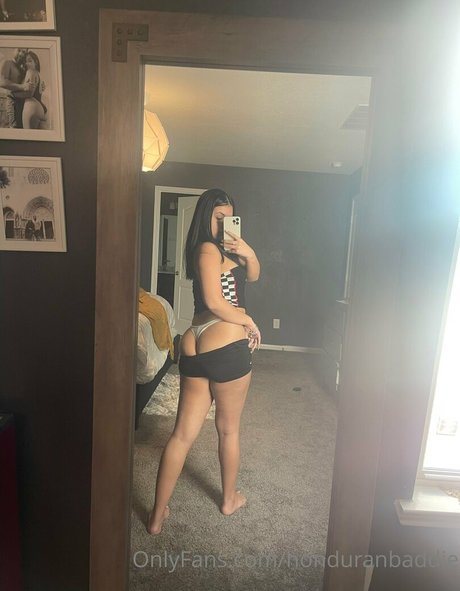 Honduranbaddie