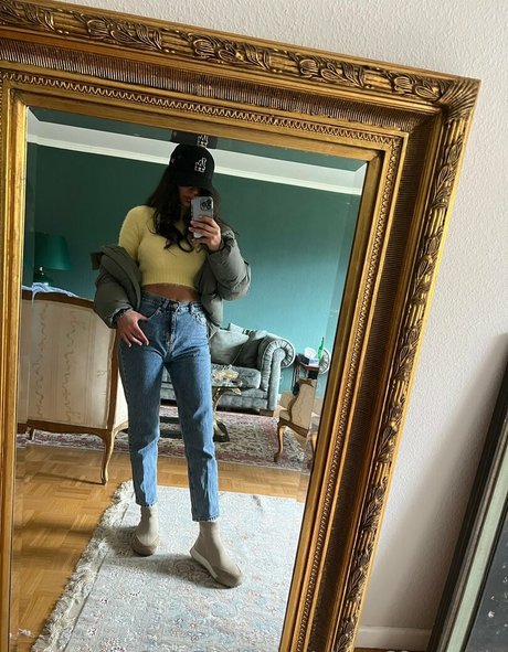 Naken lekkede OnlyFans-bilde av Elena69evevip