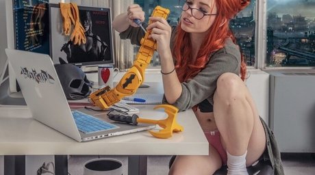 Amanda Lynne