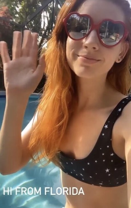Amanda Lynne