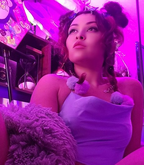 Nahá fotka uniklých OnlyFans od Pinksaltmoon