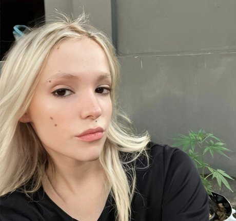 Nahá fotka uniklých OnlyFans od Azuraromanov