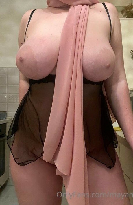 Foto di nudo di fuga di OnlyFans di Maya Martinni