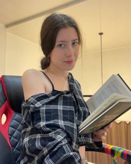 Naken läckt OnlyFans-bild av Mia Reed Miareeed