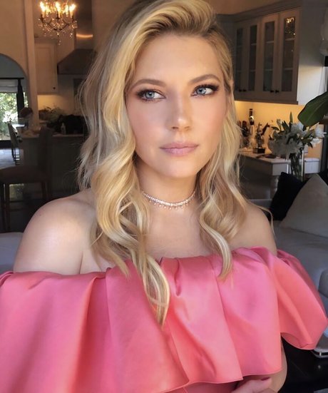 Katheryn Winnick