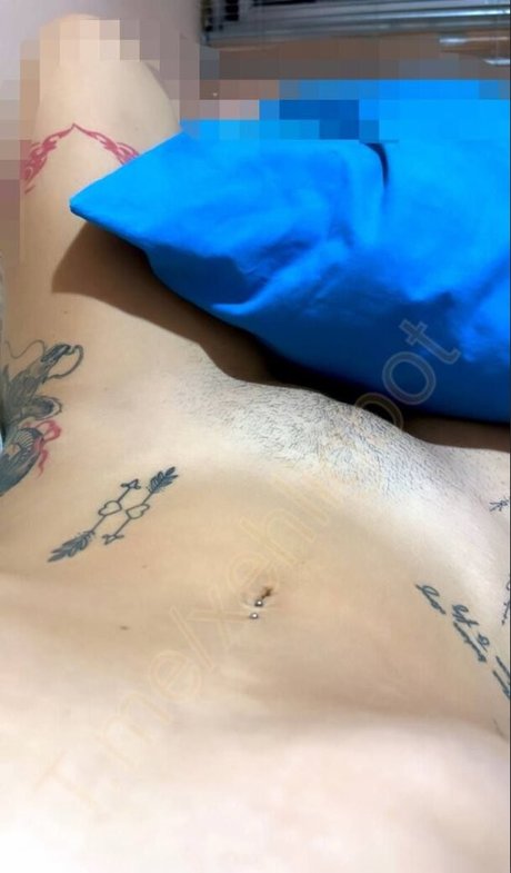 Nahá fotka uniklých OnlyFans od Xehli G