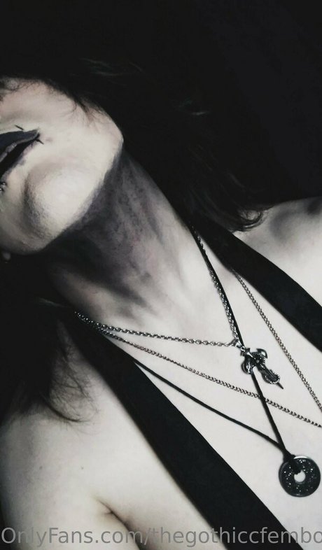 Thegothiccfemboy
