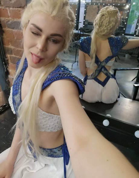 Anya Ichios