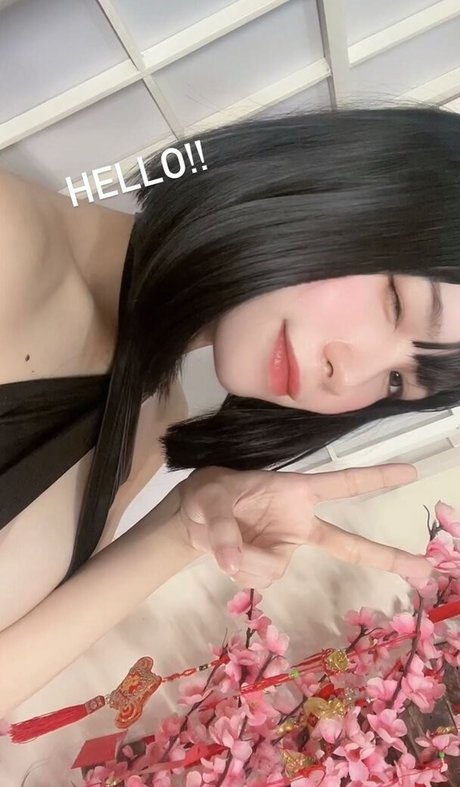 Lolaaasaur