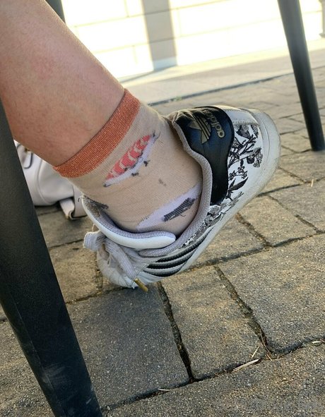 Trixiebee_dirtysocks