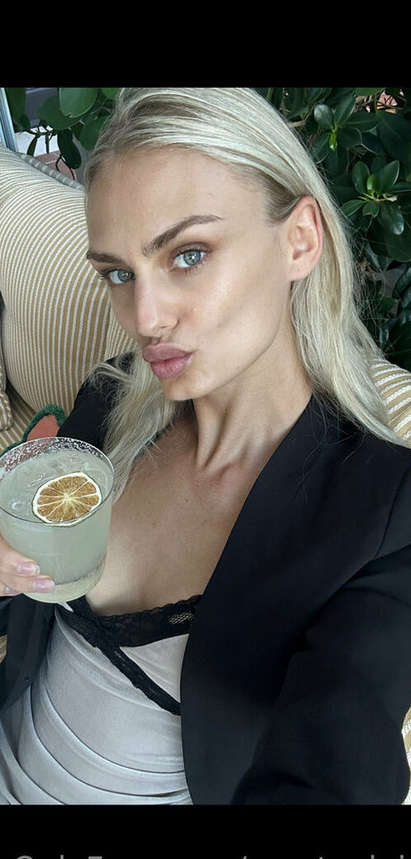 Nahá fotka uniklých OnlyFans od Gigixgossiptalk
