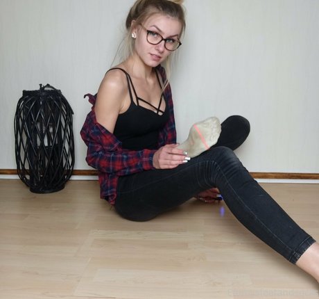 Emmyfeetandsocks