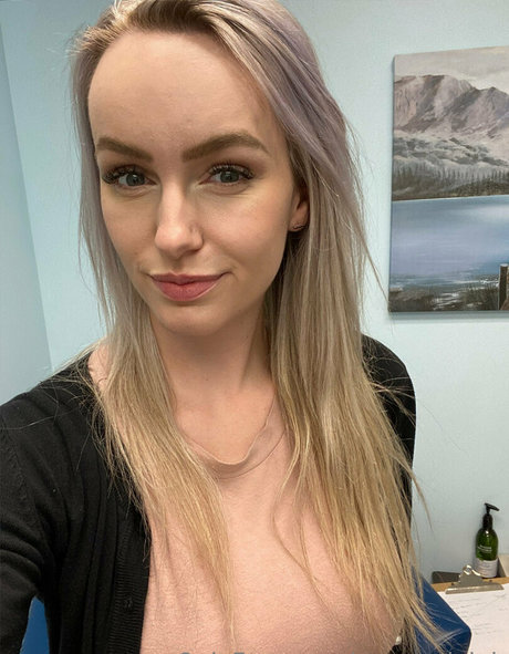 Foto di nudo di fuga di OnlyFans di Nurseryleigh